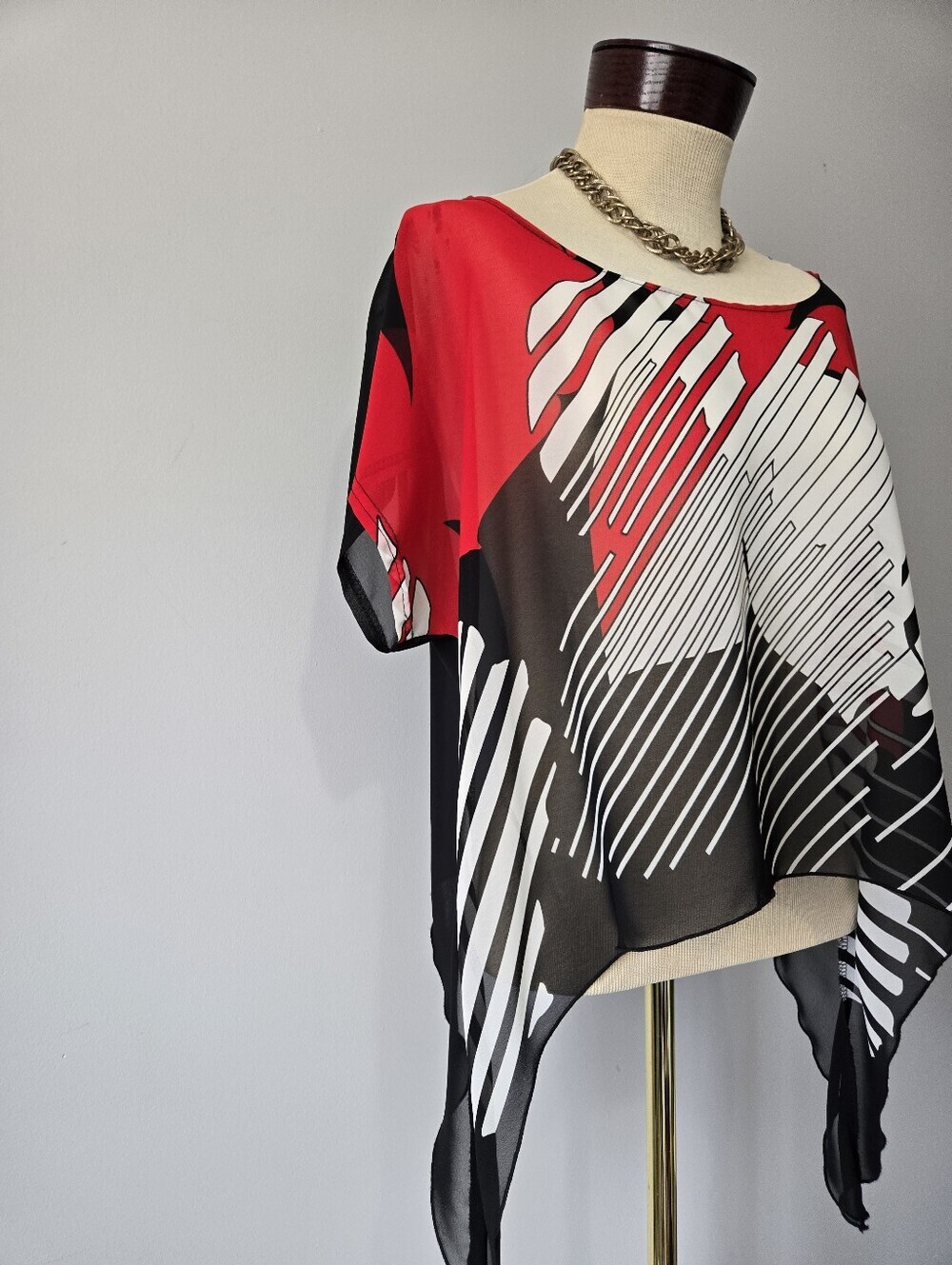 Joseph Ribkoff Crop Red, Black & White Abstract Print Sheer Top. Size 4 - Picture 5 of 10